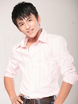 尹穆（张植绿饰演）